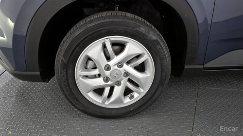 Hyundai Venue I (2019 – н.в.) 2023, изображение 6 от компании ncars.group в Москве Hyundai Venue I (2019 – н.в.) 2023, изображение 6