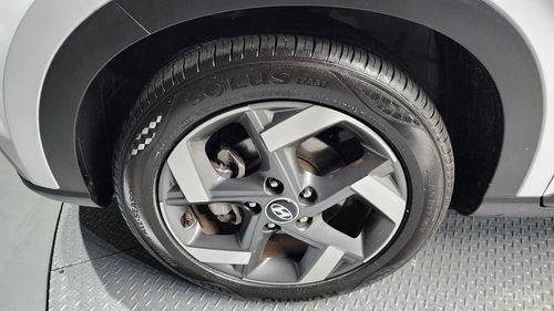 Hyundai Venue I (2019 – н.в.) 2021, изображение 6 от компании ncars.group в Москве Hyundai Venue I (2019 – н.в.) 2021, изображение 6