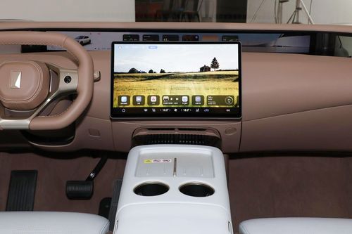 Автомобиль, изображение 2