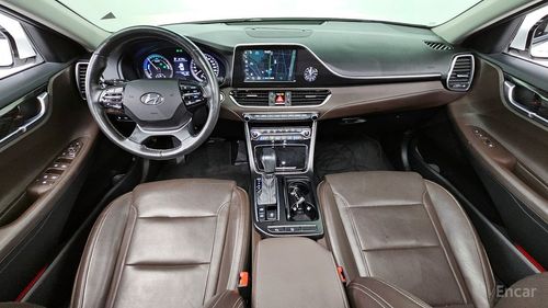 Hyundai Grandeur HG VI hybrid (2016 – 2019) 2019, изображение 7 от компании ncars.group в Москве Hyundai Grandeur HG VI hybrid (2016 – 2019) 2019, изображение 7