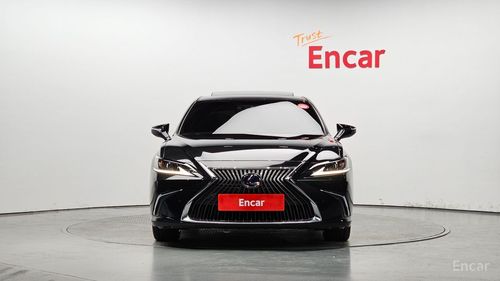 Lexus ES 200 VII Рестайлинг (2021 – н.в.) 2021, изображение 5 от компании ncars.group в Москве Lexus ES 200 VII Рестайлинг (2021 – н.в.) 2021, изображение 5