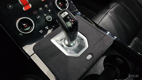 Land Rover Range Rover (Evoque) II (2018 – 2023) 2020, изображение 8 от компании ncars.group в Москве Land Rover Range Rover (Evoque) II (2018 – 2023) 2020, изображение 8