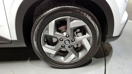 Hyundai Venue I (2019 – н.в.) 2022, изображение 6 от компании ncars.group в Москве Hyundai Venue I (2019 – н.в.) 2022, изображение 6