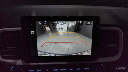 Hyundai Venue I (2019 – н.в.) 2021, изображение 2 от компании ncars.group в Москве Hyundai Venue I (2019 – н.в.) 2021, изображение 2