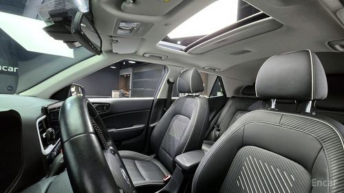 Hyundai Venue I (2019 – н.в.) 2020, изображение 4 от компании ncars.group в Москве Hyundai Venue I (2019 – н.в.) 2020, изображение 4
